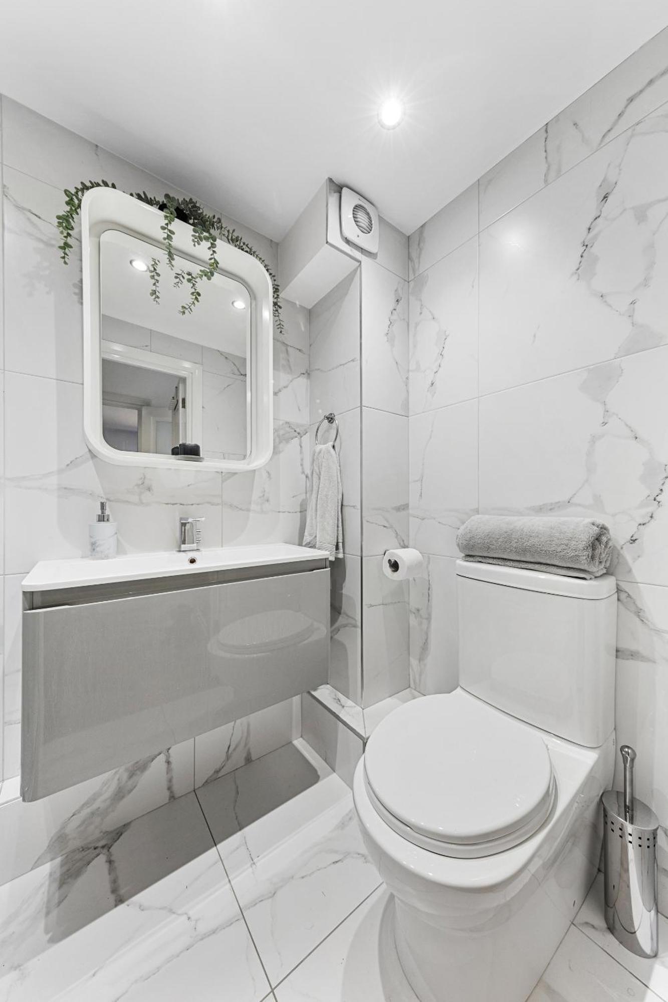 Central London Luxury, Relaxing Apartment! 2 Mins From Paddington Station! エクステリア 写真