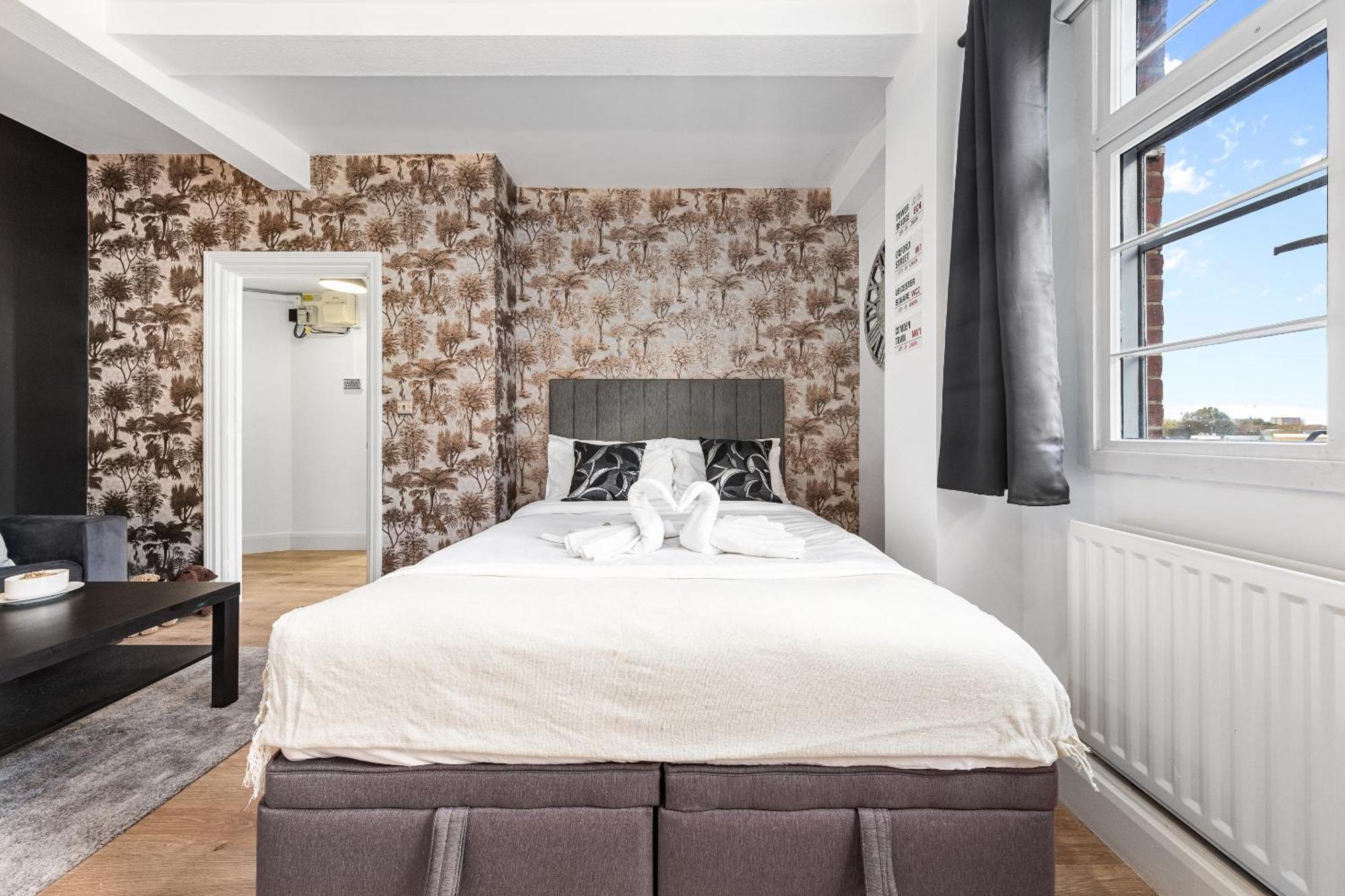 Central London Luxury, Relaxing Apartment! 2 Mins From Paddington Station! エクステリア 写真