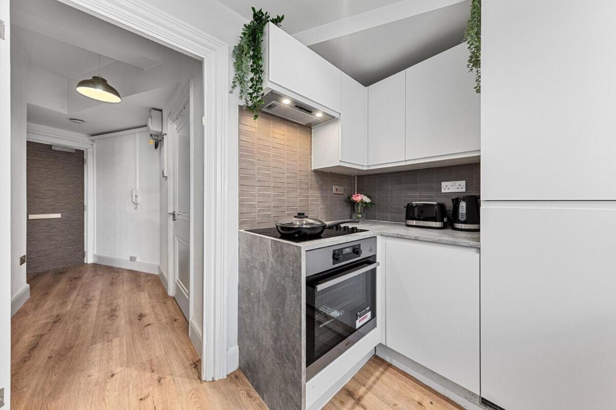Central London Luxury, Relaxing Apartment! 2 Mins From Paddington Station! 部屋 写真